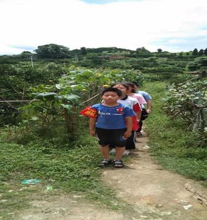 黄龙镇中间小学2022年上学期实施“路组长制”成效明显