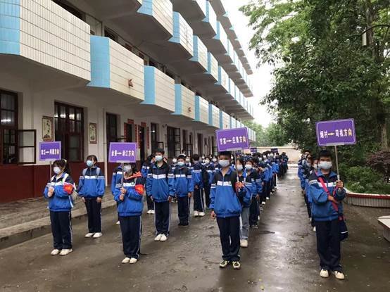 湖南新宁上下联动疏堵结合严防门生溺水