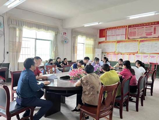 莲山中间小学召开“大端午”防溺水安全专题会议