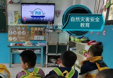 党建引领筑安全——杨田苹果幼儿园开展安全应急演练