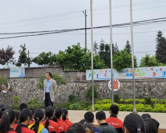 平安校园横溪初级中学开展消防减灾应急模仿演练