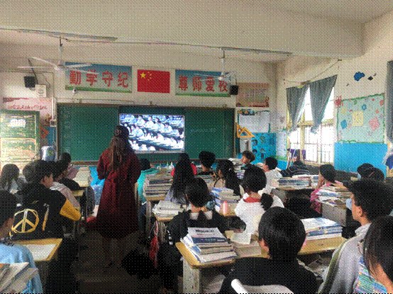 谷洲镇中学组织庆祝中国共青团成立100周年运动