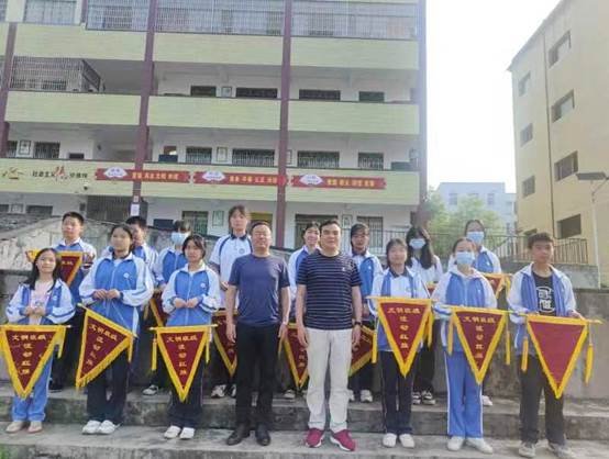 邵阳县塘渡口中学让文明礼仪之花开遍校园每个角落