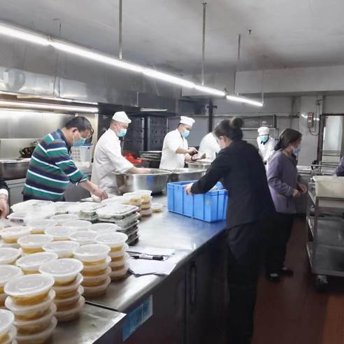 宝庆山庄以感激之情做好援邵住地医疗队细节服务工作