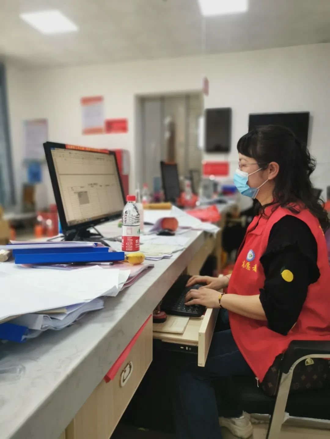 大样一中师者强担当，战“疫”显芳华——大祥一中教师自愿者积极投身抗疫一线