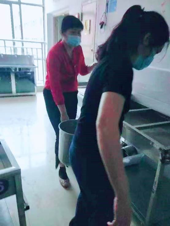 疫情之下，湘郡暖心护学