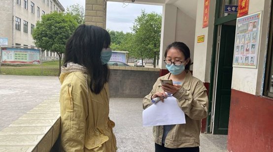 洞口县茶场黉舍疫情防控演练提拔师生应急处置能力