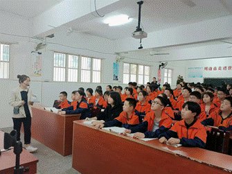 洞口县山门镇中学开展语文教学运动