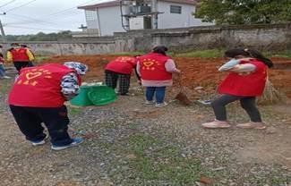 传承雷锋精神 树立时代新风   ——记横溪中学学雷锋自愿运动