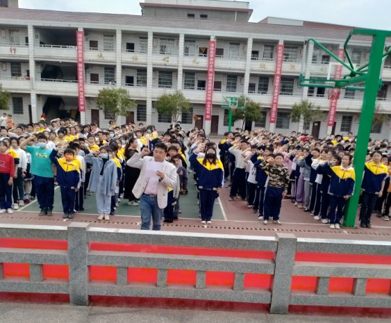 百日冲刺 我能成功——邵阳县白仓完小2022年决战会考誓师大会