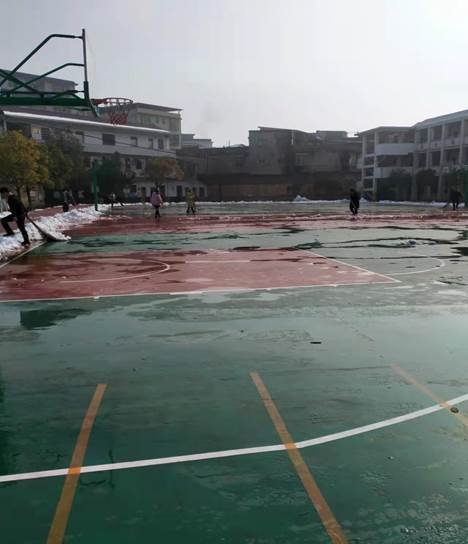 与平安牵手，共建文明校园——