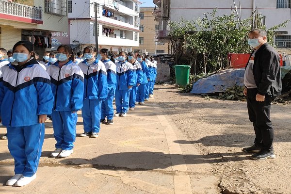 塘渡口镇玉田初级中学