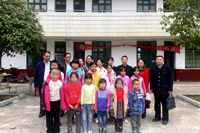 爱在金秋 情暖廻龙