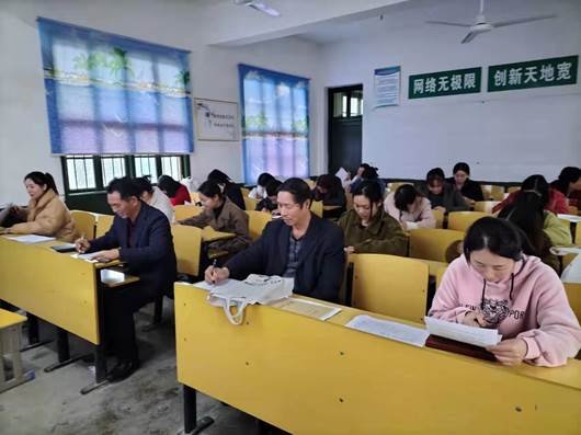 立高尚师德，树时代新风