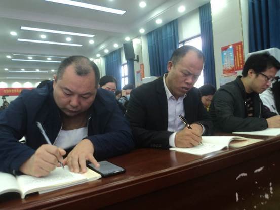 2021年邵阳县下花桥镇中间黉舍秋季教师培训