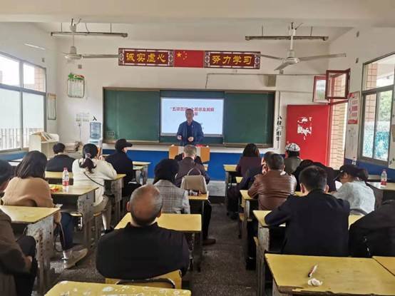 政策指引方向，培训助力成长