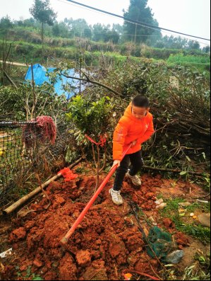 雷锋精神促我成长——长阳铺镇中间完小开展3月学雷锋运动