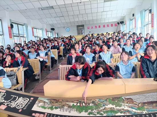 非遗进校园   剪纸传技艺