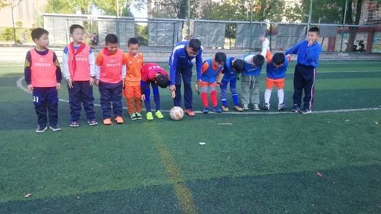 邵东四小班级足球赛第九日战报3年级八强对阵出炉‖2年级卫冕冠军首场遭遇平局‖1年级初登场