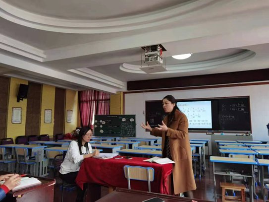 邵东一完小教师刘娅荣获邵阳市小学数学课堂教学优质课特等奖