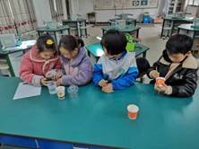 邵阳县金称市镇中间完全小学青少年科学调查体验运动获全国“良好黉舍”奖