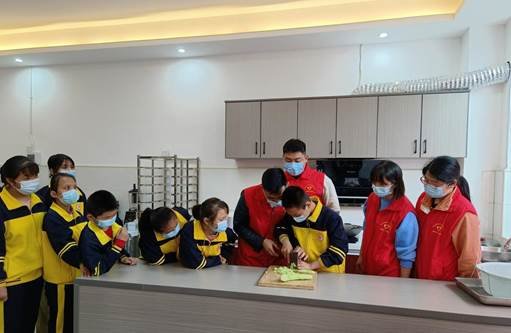 邵阳县特别教育黉舍开展“与心灵相约，与健康偕行”生理健康教育主题运动