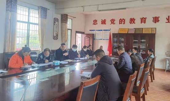 霞塘云中间黉舍向导到临我校检查引导工作