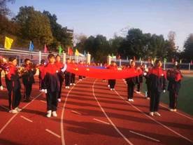 “双减”助力，“足”够精彩