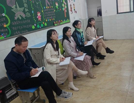 “双减”工作出实招  高效课堂提质量