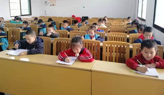 二完小一年级口算与识字运动报道