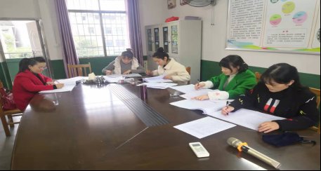 阅读伴我行，竞赛展风采