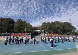 彰显青春风采，争做阳光少年