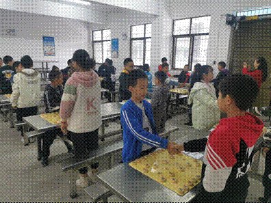 高沙镇中间小学举行第一届象棋比赛