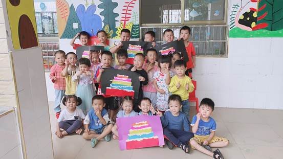 新宁县清江桥乡中间幼儿园开展“欢度国庆”系列教育运动