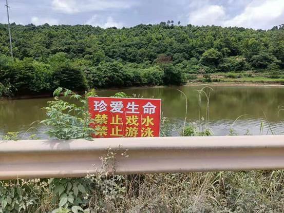 邵阳县下花桥镇中间完小暑假开展防溺水安全教育工作