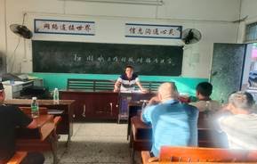 村校携手防溺水  共创平安校园家