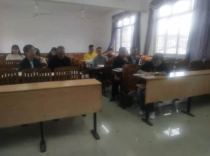 外化、内化、融化、显化的正人文化特色校园