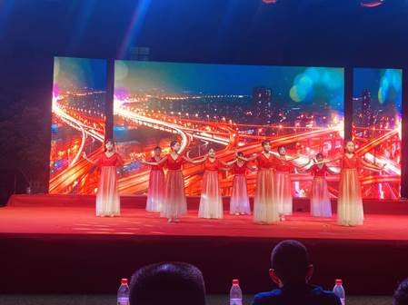 新邵县严塘镇教育督管办举行庆祝建党100周年文艺汇演深受社会各界好评