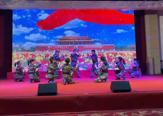 高沙镇中间黉舍庆祝建党百年唱红歌