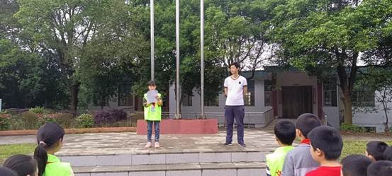 邵阳县下花桥镇中间完小2021年第二学期防溺水主题班会运动报道