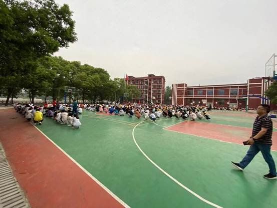 金称市镇中学开展一年一度的