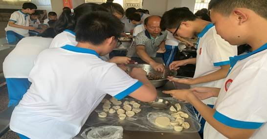 “绳”采飞扬，舞动青春——梽木山中学跳绳比赛