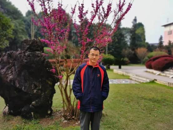 二中故事|少年志凌云，上可摘星辰——高三686班青春故事特辑