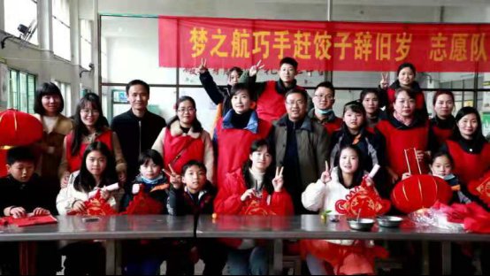 简太英委员工作室开展“笑貌迎新春，联手抗疫情”运动