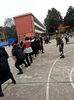 下花桥镇中间完小与诸甲亭中间完小教师交流互助运动