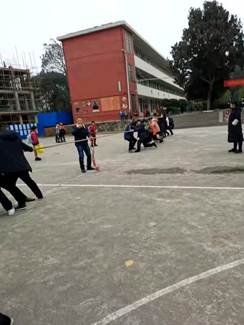 下花桥镇中间完小与诸甲亭中间完小教师交流互助运动