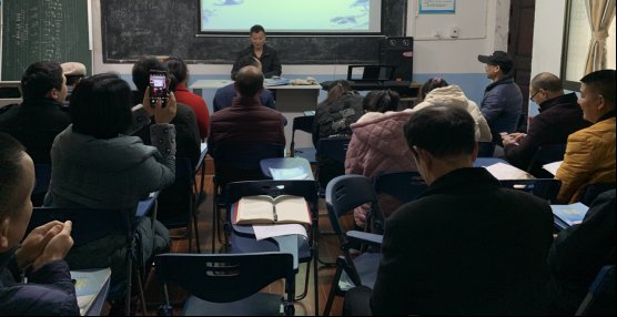 邵阳县梽木山中学开展校本研修成果展示运动