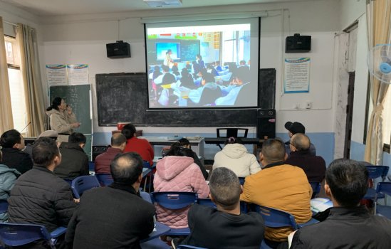 邵阳县梽木山中学开展校本研修成果展示运动