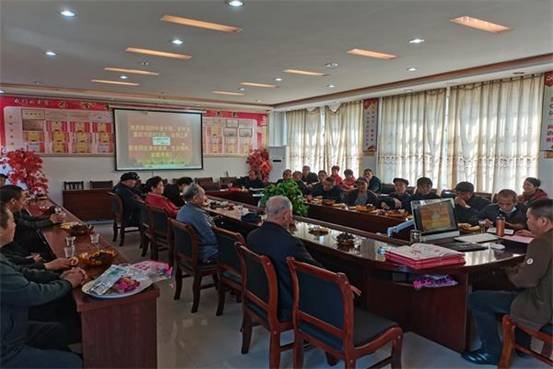 洞口四中举行庆祝2020年重阳节运动