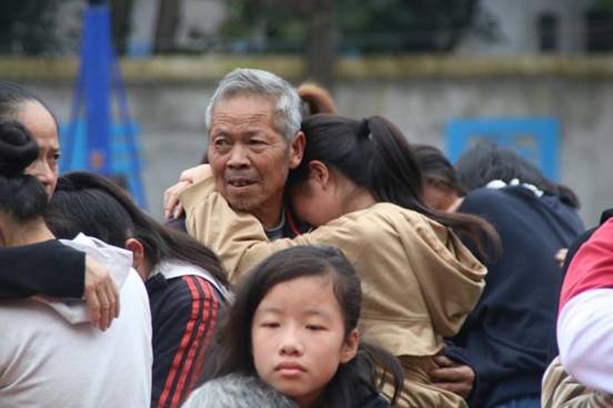 “不要让爱你的人失望”